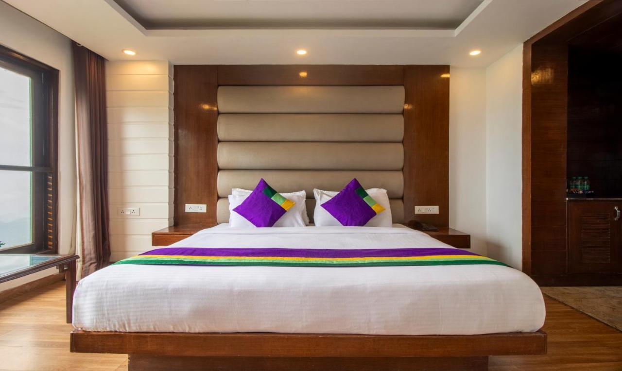Treebo Premium Queen Of Hills Near Mall Road Mussoorie Exterior foto